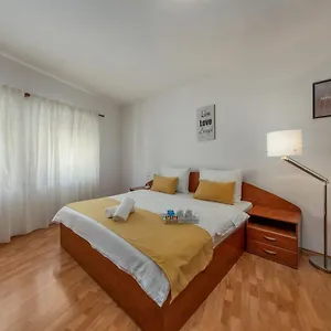  Apartamento Tia